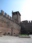 SX19335 Castelvecchio.jpg